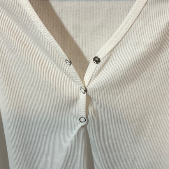 NWT Connie White Ribbed Tank - Picture 3 of 6